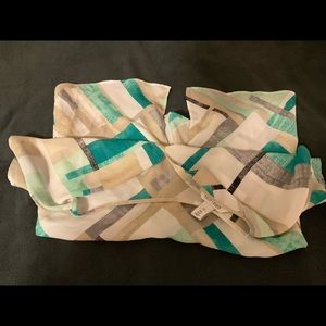 White House Black Market Lightweight Abstract Sheer Blouse Size XS